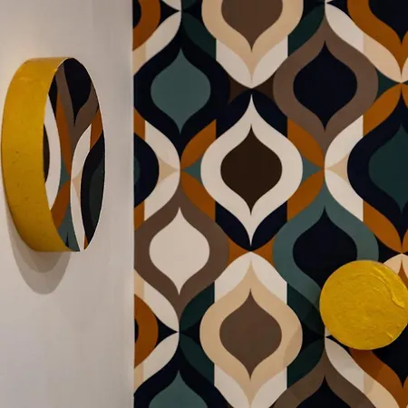 Geometric Art 3* Bari