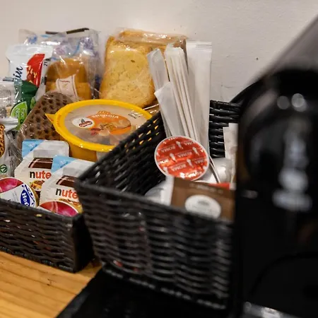 Geometric Art בית הארחה