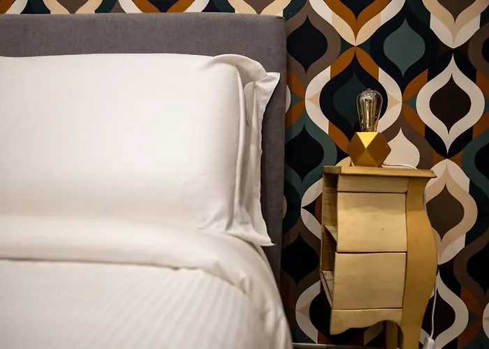 Geometric Art Pensiune Bari