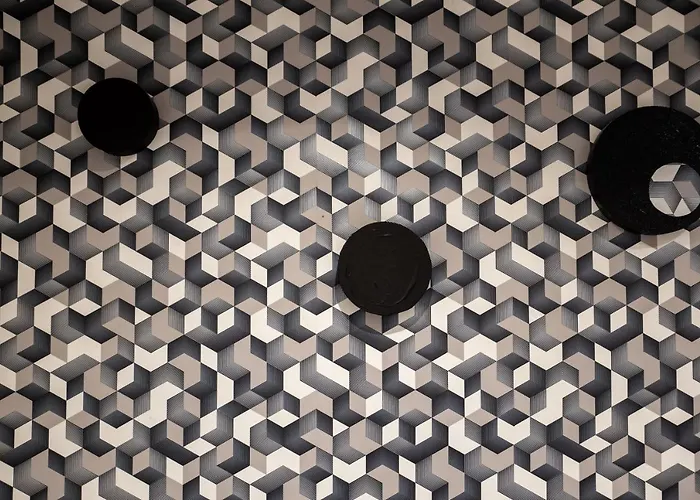 Geometric Art Pensiune Bari