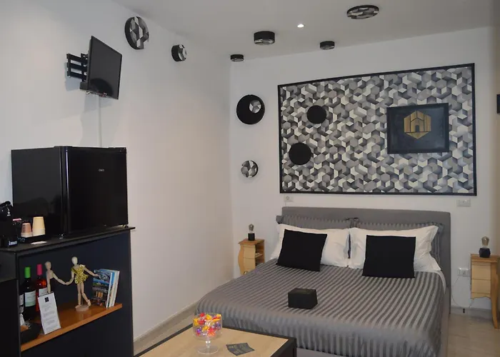 Pensiune Geometric Art