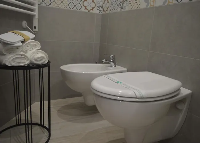 Geometric Art 3* Bari