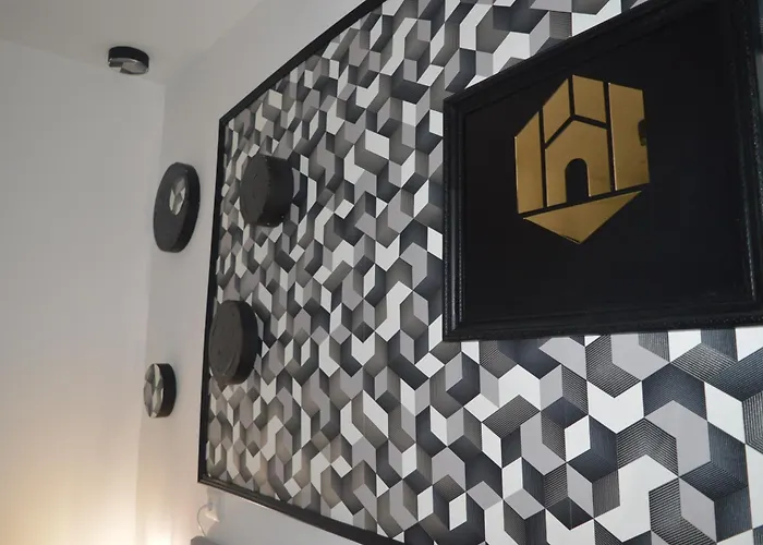 Pensiune Geometric Art Bari